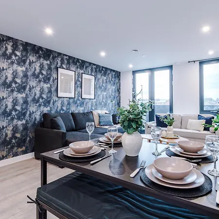 Icona 2 Apartment, With Free Onsite Gym And Secure Parking York Exterior foto