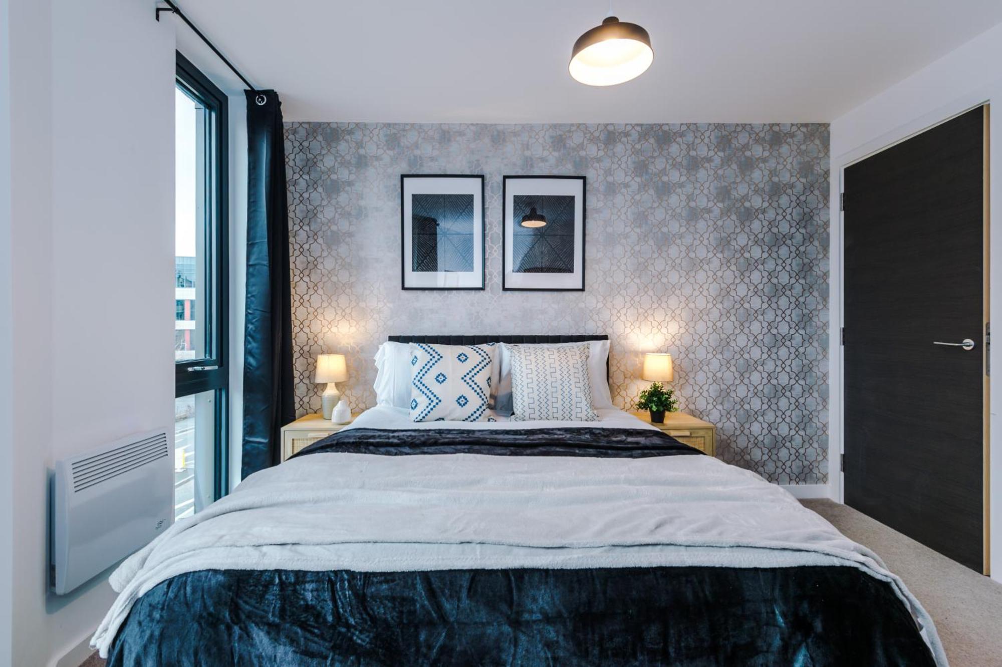 Icona 2 Apartment, With Free Onsite Gym And Secure Parking