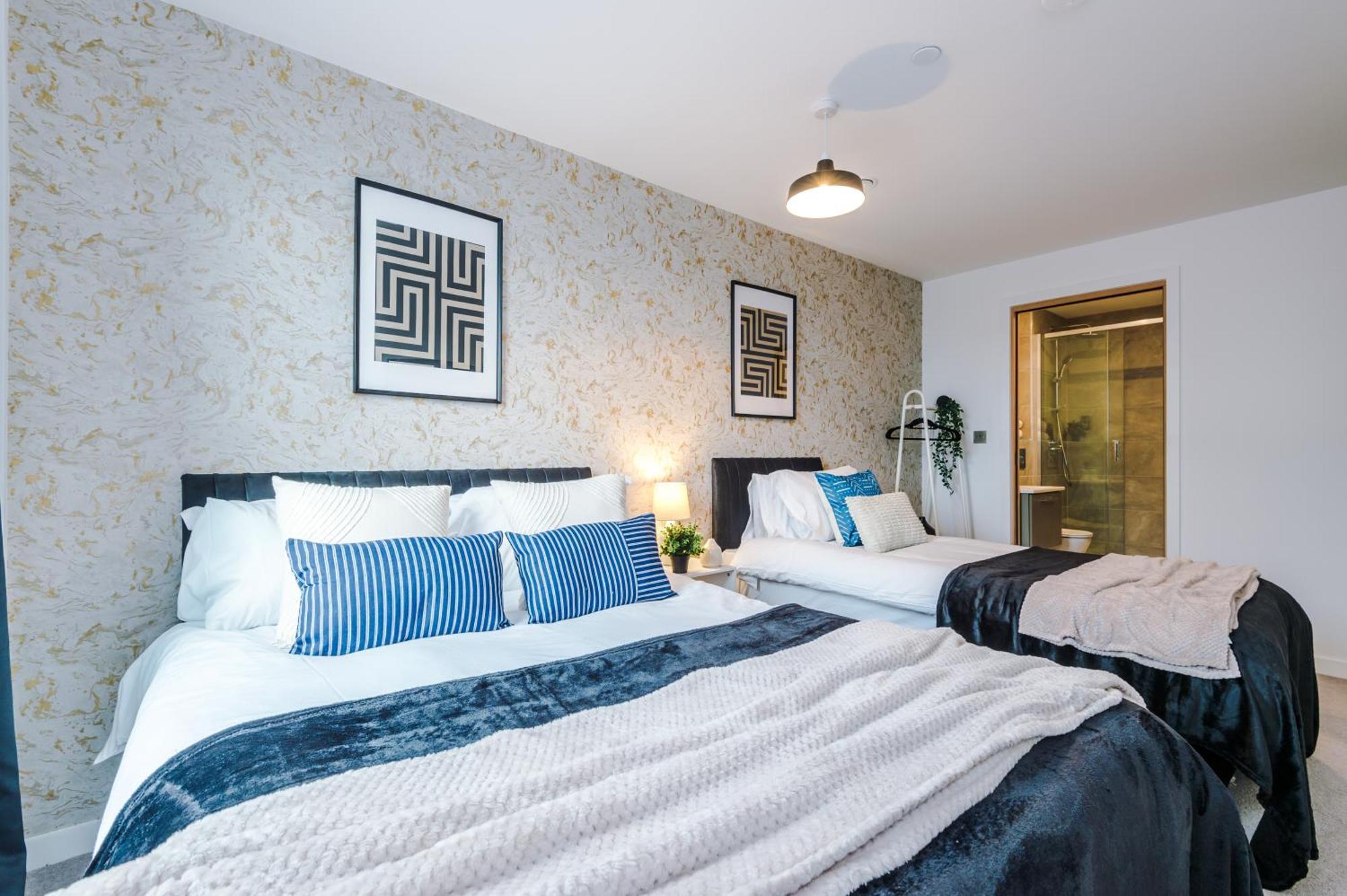 Icona 2 Apartment, With Free Onsite Gym And Secure Parking Appartamento York