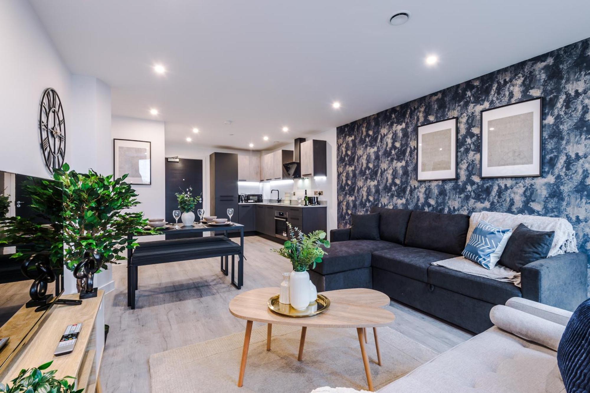 Icona 2 Apartment, With Free Onsite Gym And Secure Parking