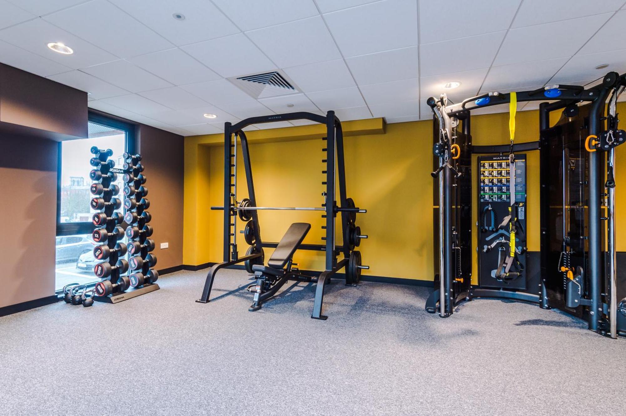 Icona 2 Apartment, With Free Onsite Gym And Secure Parking